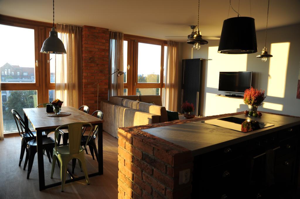 Staywin Riverfront Lofts グダニスク 部屋 写真